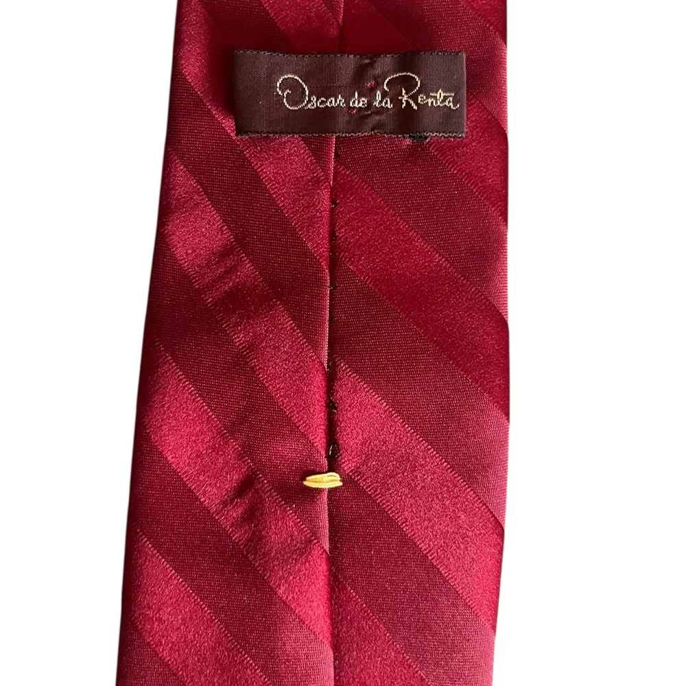 Oscar de la Renta Red‎ Burgundy Striped Tie